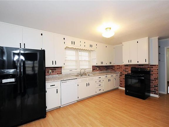 5th image of 3025 N 83rd St