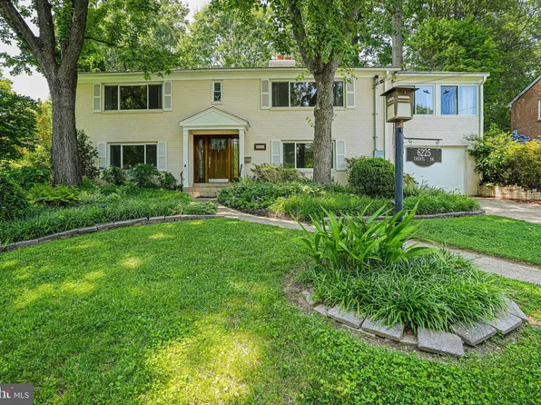 6225 Cheryl Dr, Falls Church, VA 22044