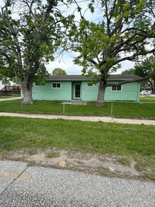 710 Avenue Q, Carter Lake, IA, 51510