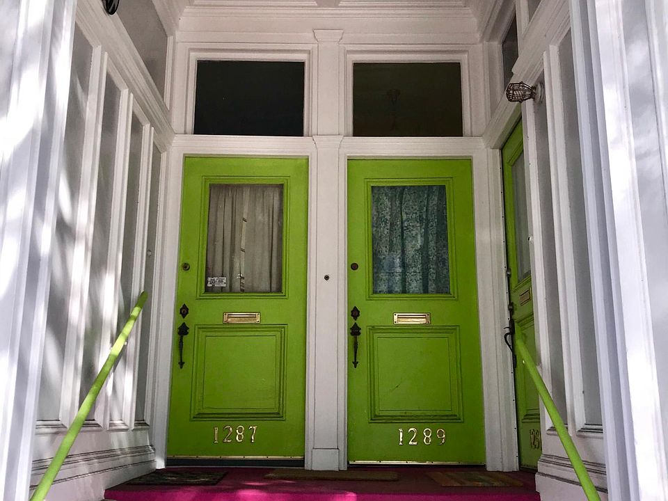 1st image of 1289 Noe St