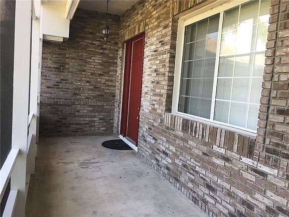 3rd image of 2055 Watersedge Dr