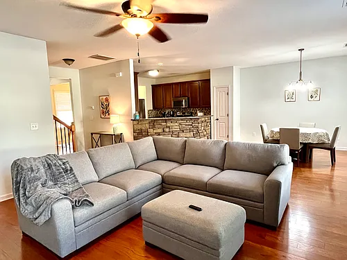 39 Camden Cir Photo 1