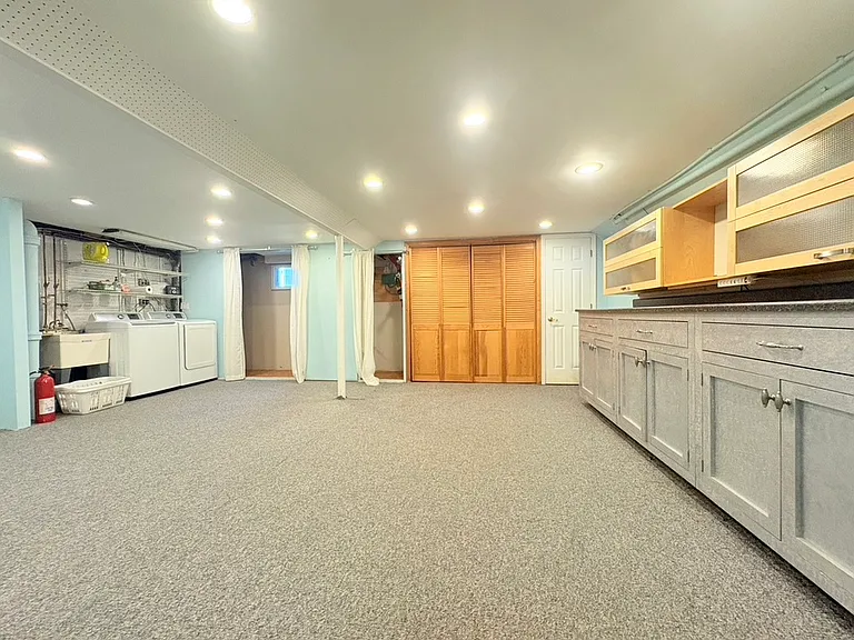 2 Kent Pl — Photo 15