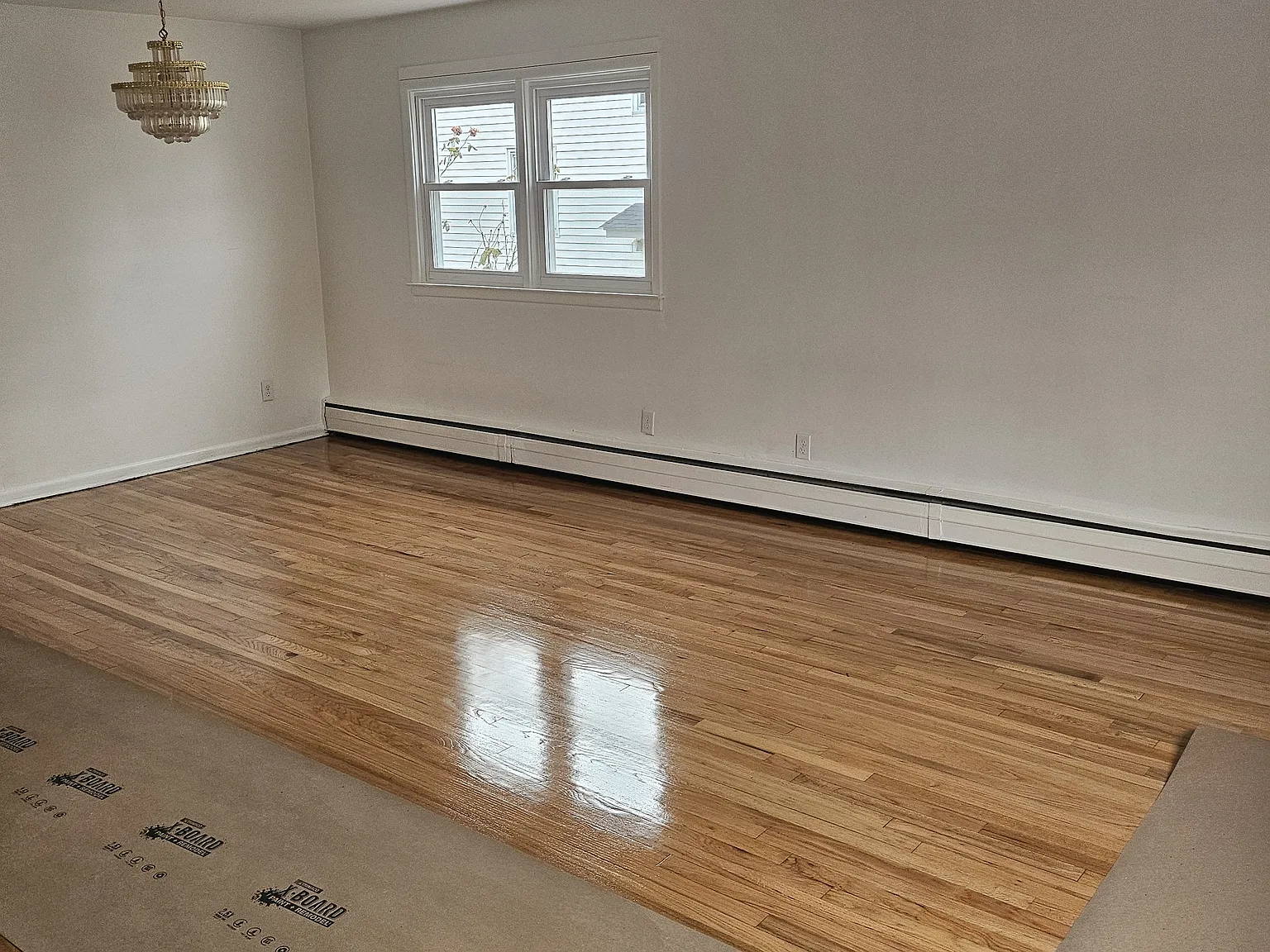 3 bed, 900 sqft, $2,750 — Photo 4