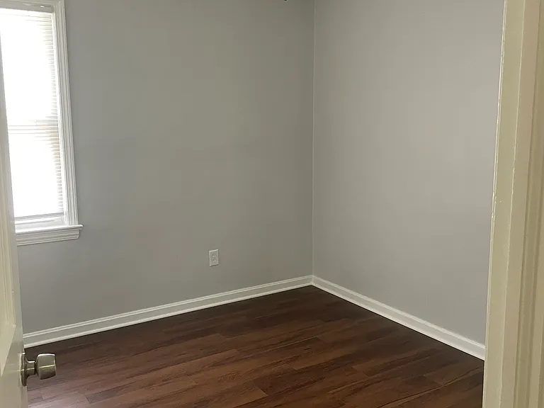 1241 Orchard Heights Dr — Photo 11