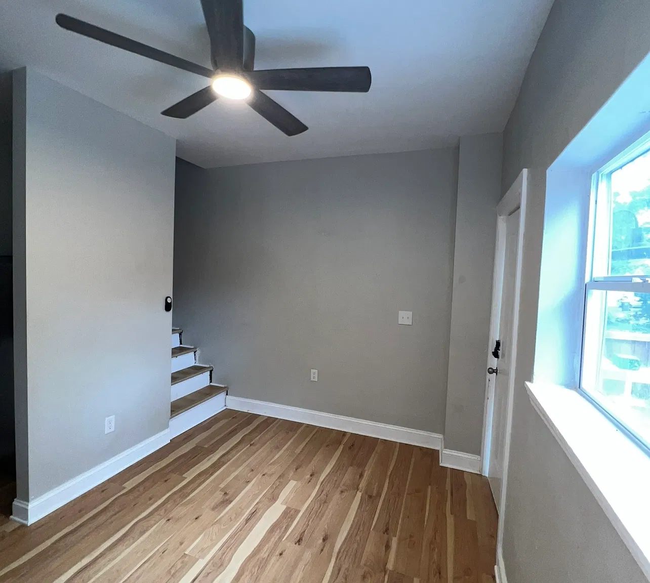 319 N Temple Ave — Photo 2