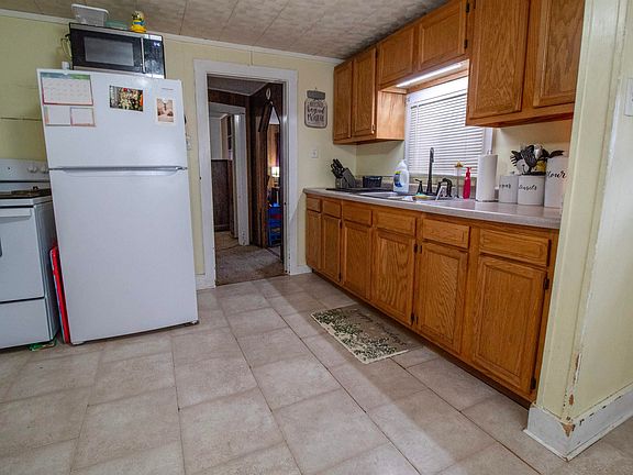 5th image of 401 George St