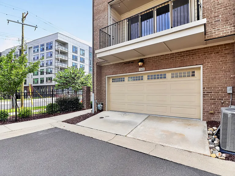 1105 Towns Hill Way — Photo 40