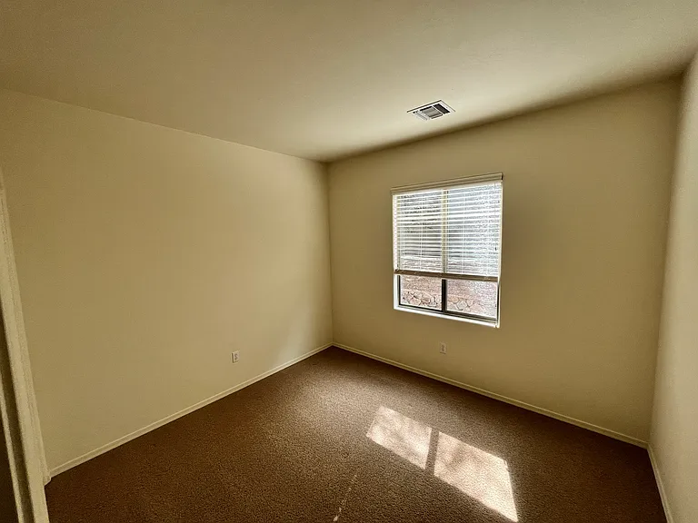1008 S Stalactites Cir — Photo 8