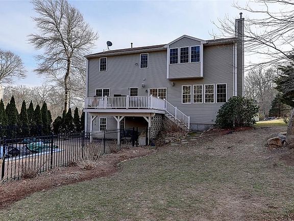 2nd image of 64 S Woods Dr