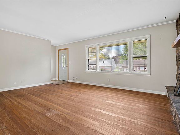 5th image of 307 Vale Ave S