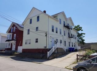 15 Walnut St #3F, Central Falls, RI 02863