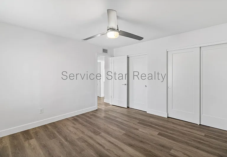 4950 N Miller Rd #104 — Photo 16