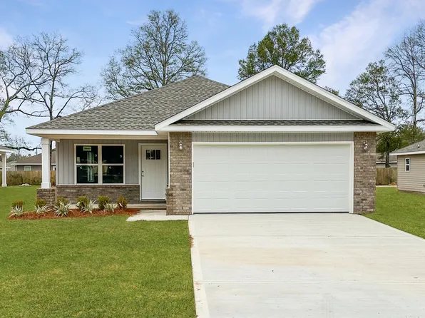 3163 Chestnut St, Crestview, FL 32539