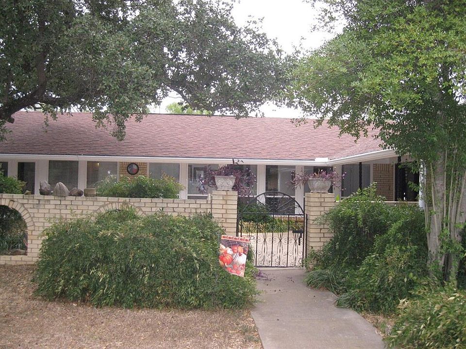 1st image of 1 Sierra Dr W