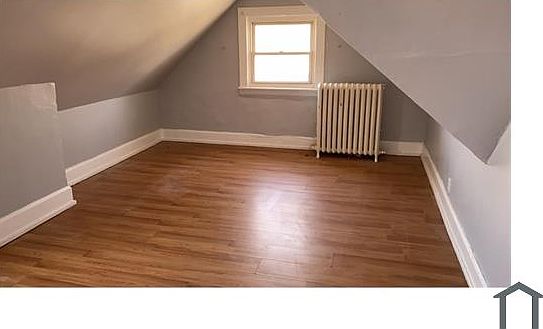 1st image of 106 Oliver Ave APT 2L