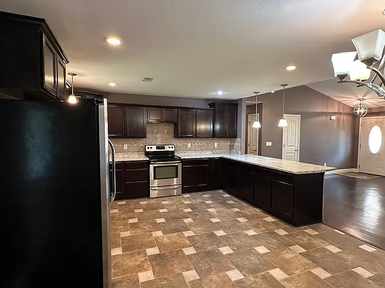 335 Lyle Curtis Cir — Photo 13
