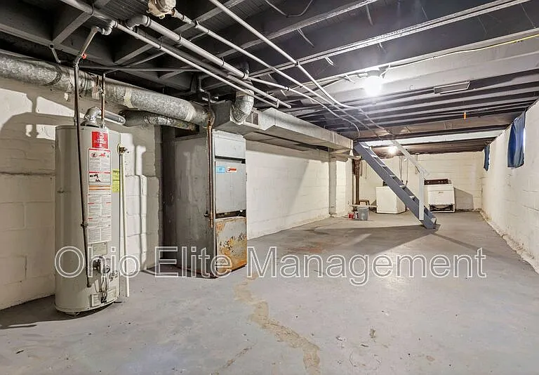 254 S Wayne Ave — Photo 27