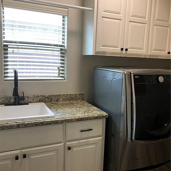 3613 Cornell Ave — Photo 15