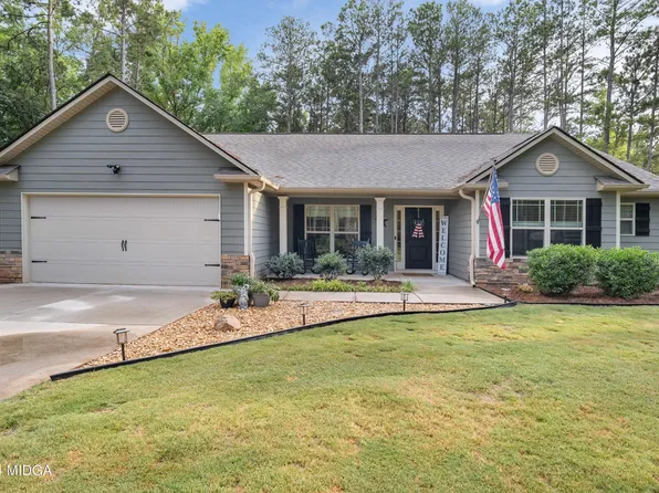 1911 Millard Farmer Rd, Newnan, GA 30263