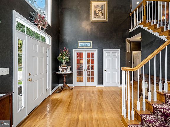 5th image of 214 Midshipman Cir