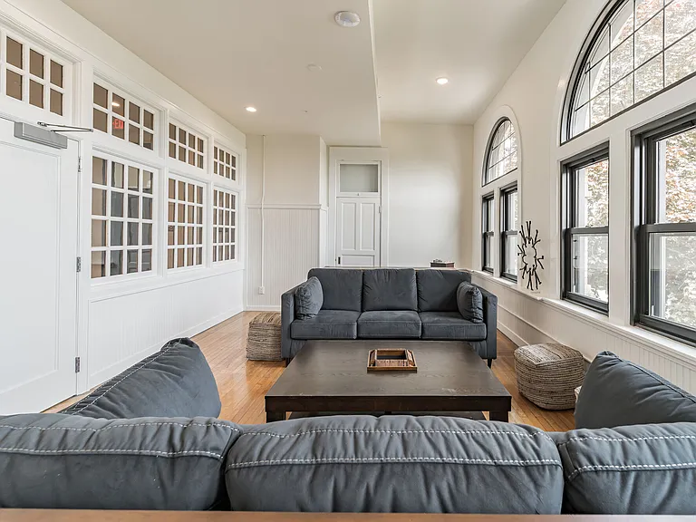 Smith School Lofts — Photo 39