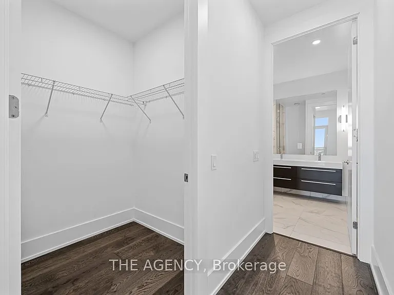 39 Roehampton Ave #4506 — Photo 20