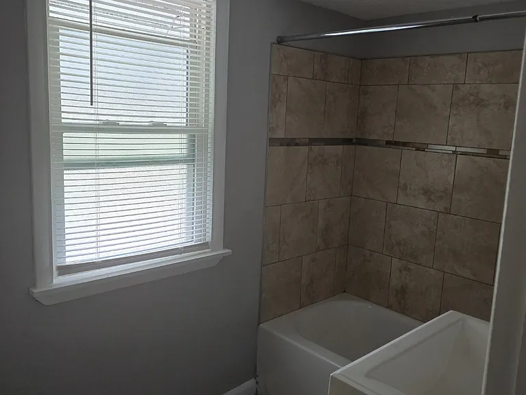 15996 Ravine Dr #HOUSE — Photo 11