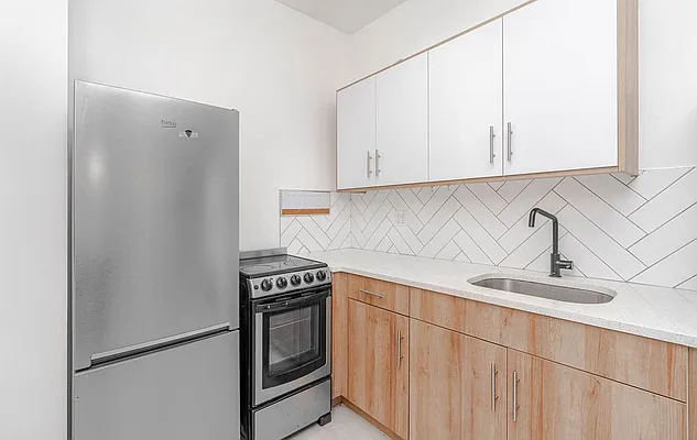 Rented by Skyhigh Realty NYC LLC | media 5