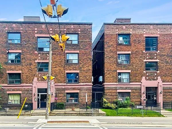 433 Sherbourne St — Photo 9