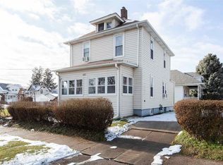 1827 5th St, Moline, IL 61265