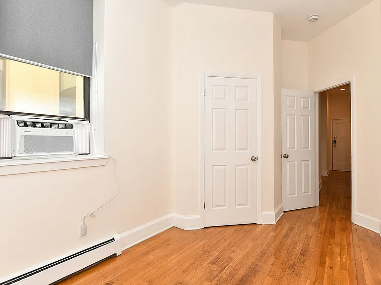 1115 Willow Ave #108 — Photo 6