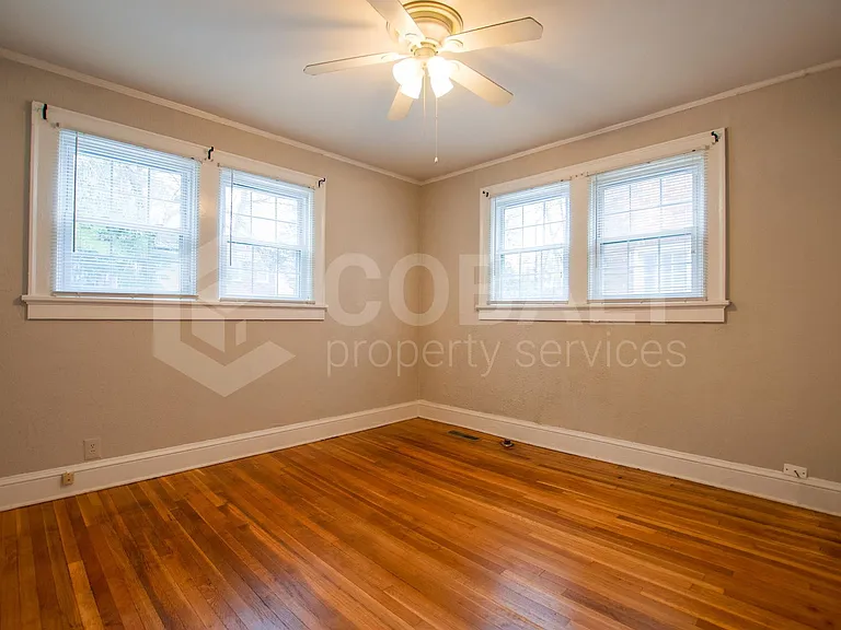 993 N Highland Ave NE #7 — Photo 9