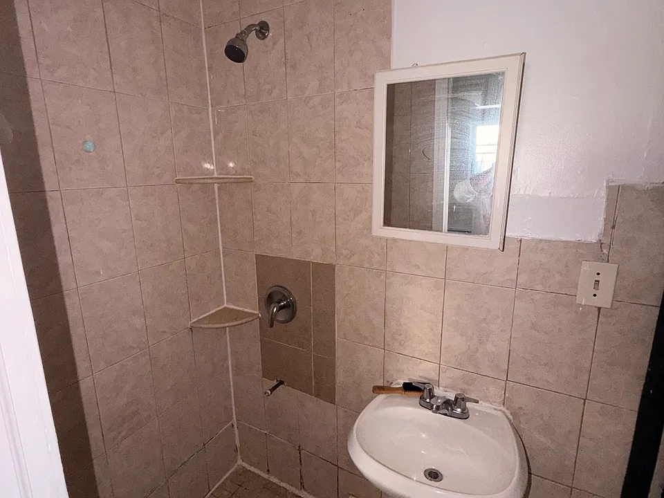 933 W Side Ave #1A