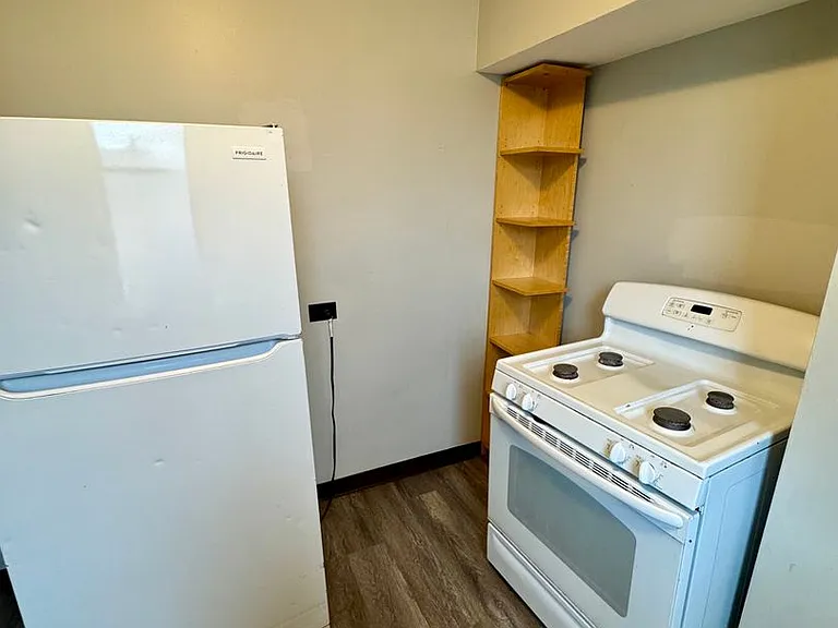 111 S Ohio Street (Full Service) — Photo 38