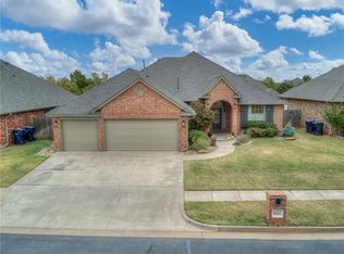 16024 Promontory Rd, Edmond, OK 73013