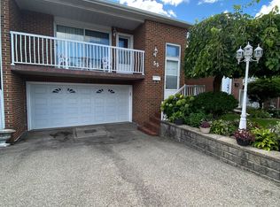 55 Ashburn Cres, Vaughan, ON L4L 1G8