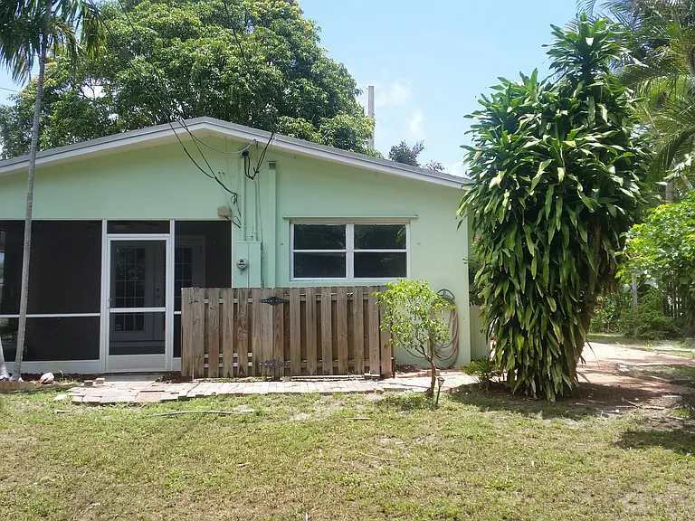 1500 NE 25th Ct — Photo 18