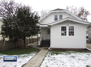 1130 Grove St, Aurora, IL 60505