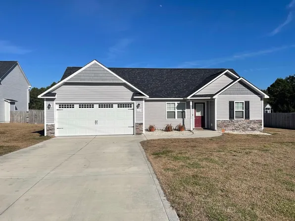 113 Sparrows Point Ln, Jacksonville, NC 28540