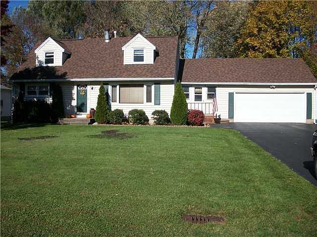 1st image of 25 Irvington Dr