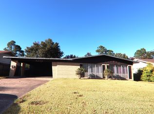 5230 Swallow Dr, Beaumont, TX 77707