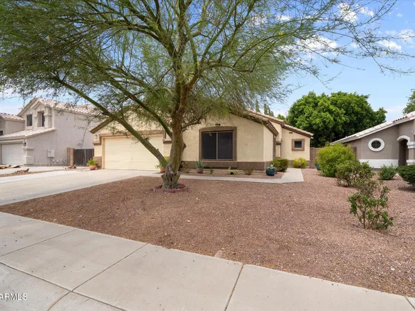 8830 W SALTER Drive, Peoria, AZ 85382