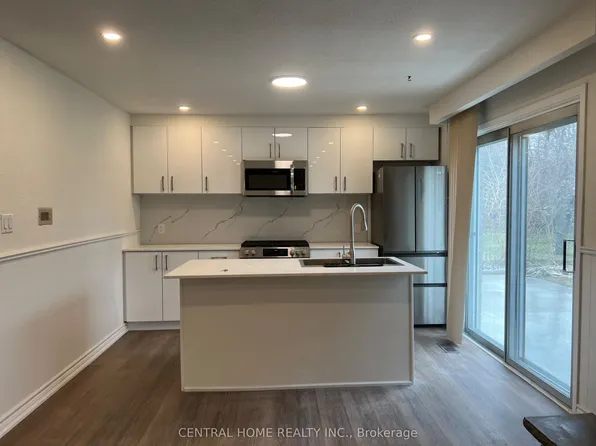 86 Pleasant Ave, Toronto, ON M2M 1L9