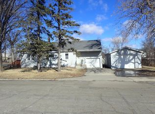 105 Pine St S, Sauk Centre, MN 56378