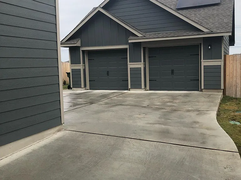1432 Weatherford Ln — Photo 3
