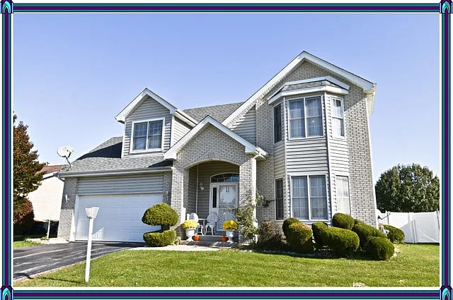 18125 Brittany Ln photo 1