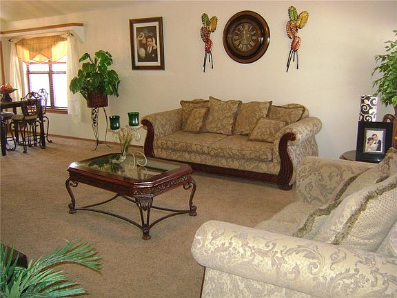 4th image of 8628 Pilgrimage Cir