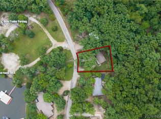 421 Prestige Dr, Roach, MO 65787