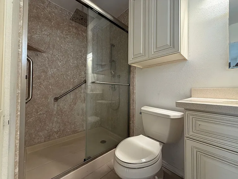 640 Felicita Ave — Photo 26